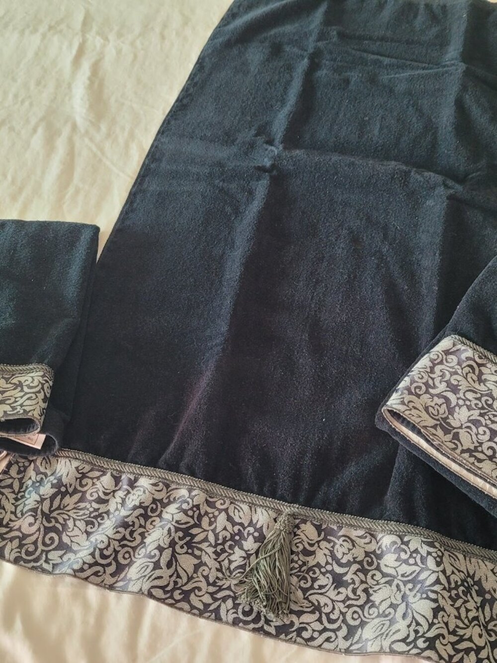 Beautiful Unique Beautiful Decorative Towel Set